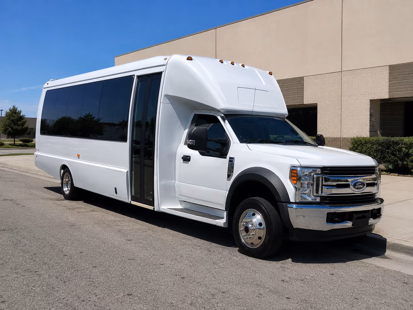 Fort Lauderdale Airport Shuttle & Transportation party bus exterior