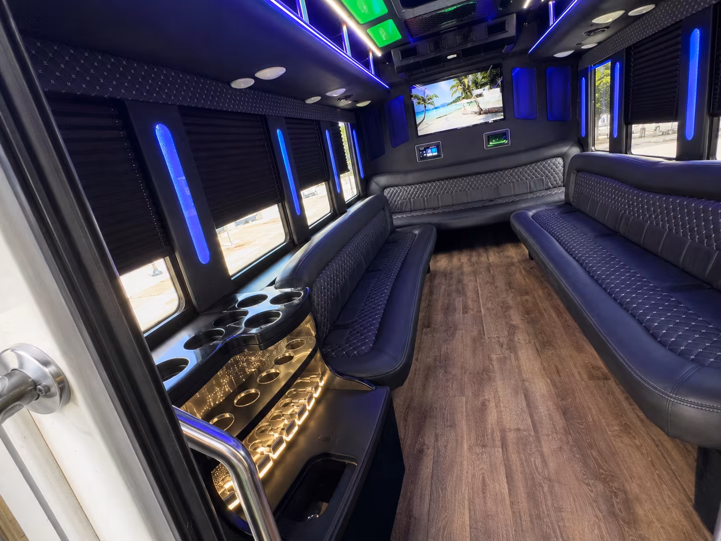 Fort Lauderdale Birthday, Sweet 16, & Quinceañera Transportation party bus interior