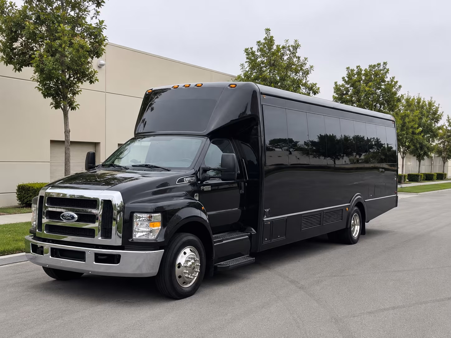 Hollywood Party Bus Rental