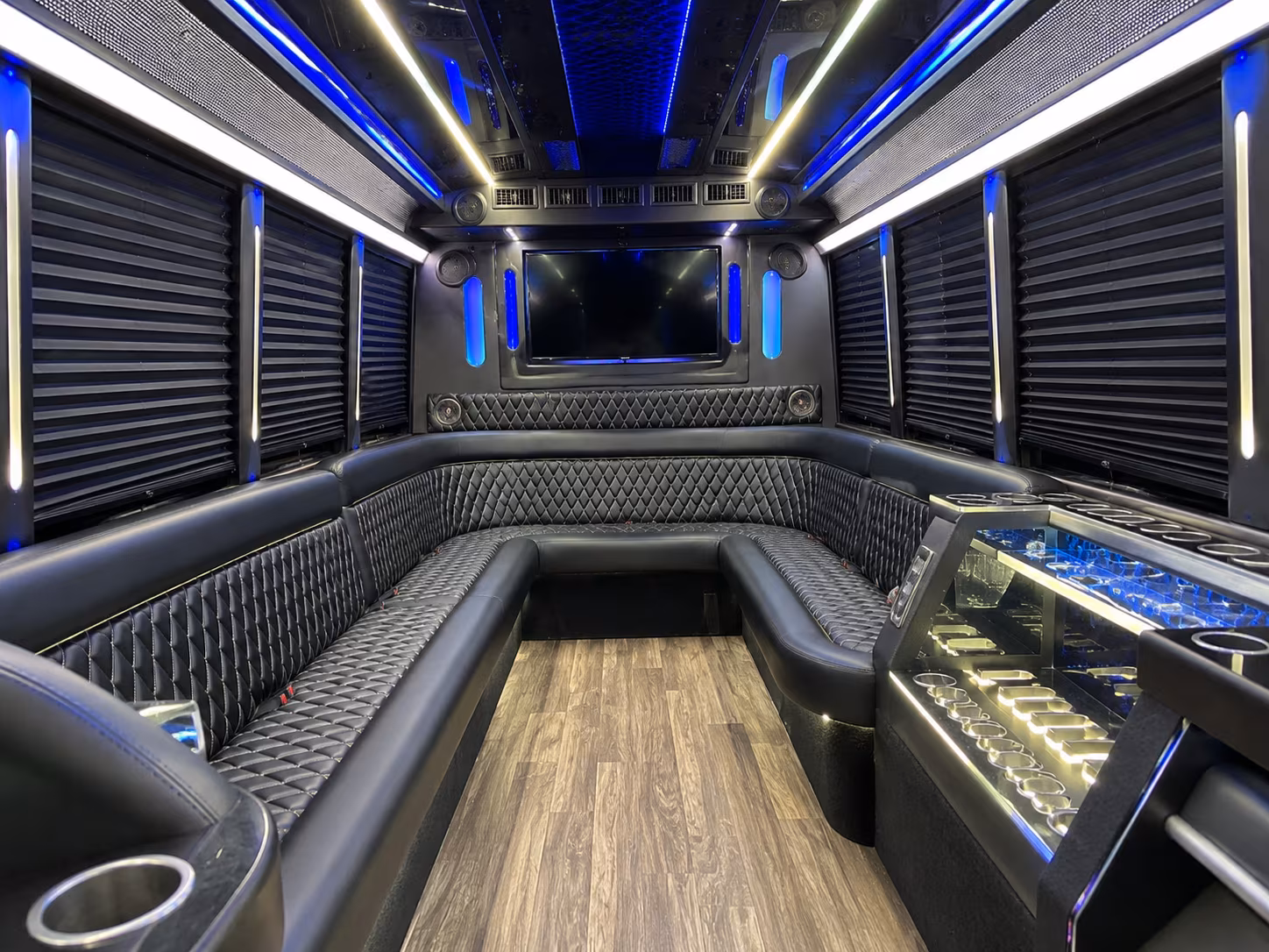 Lauderhill Birthday, Sweet 16, & Quinceañera Party Bus Rentals